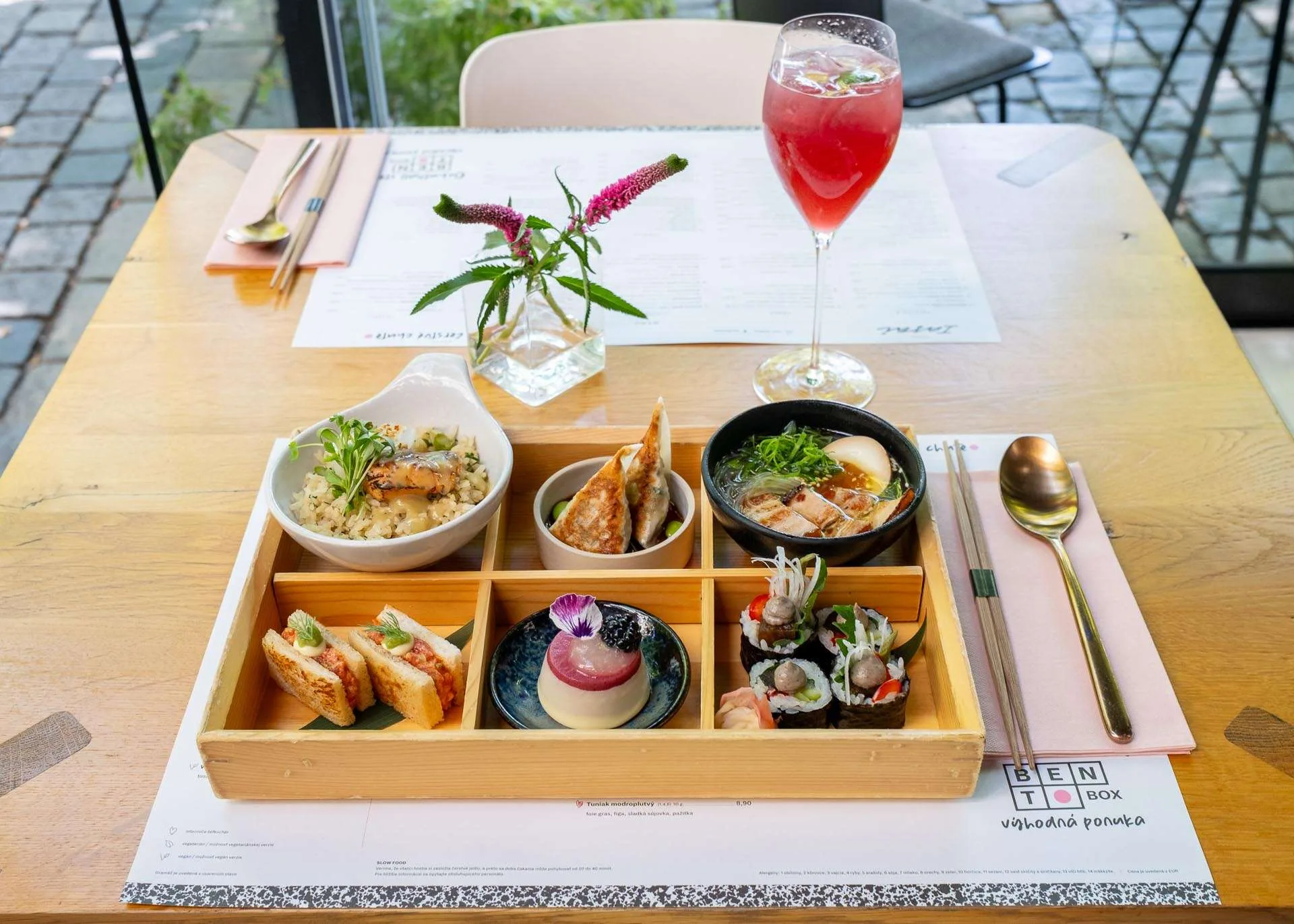 Iasai Food bar & more — photo 42