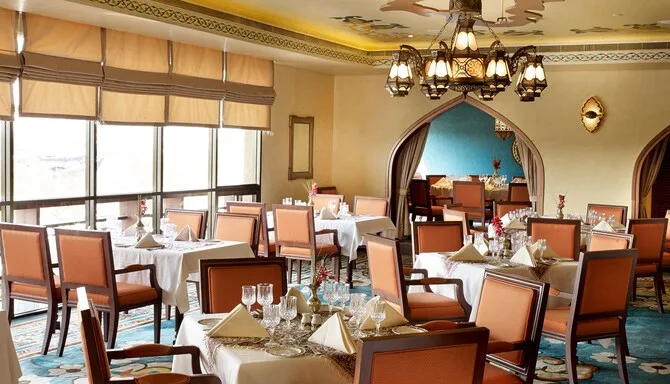Shabestan, Bur Dubai