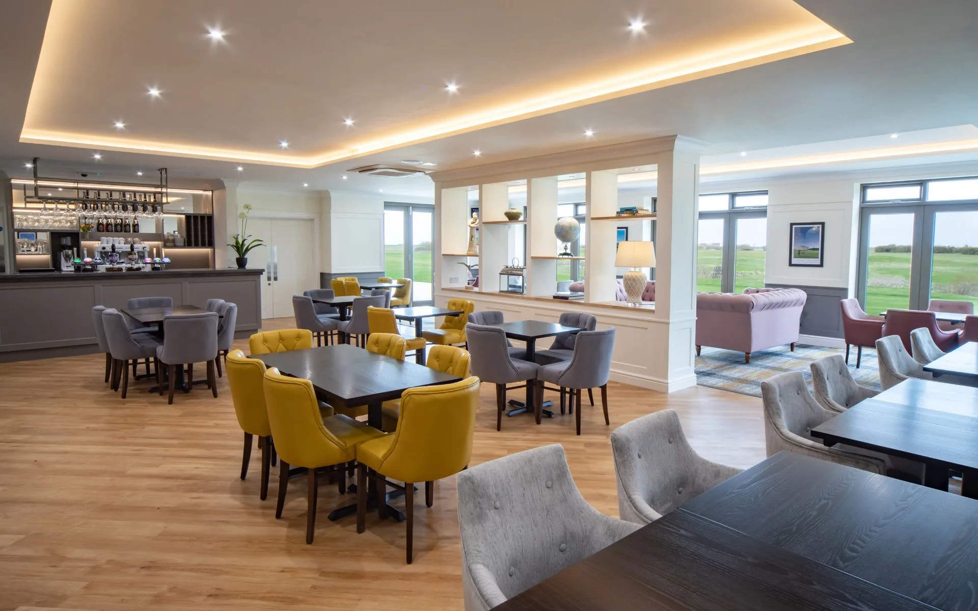 Mulberry Farmhouse Restaurant at Heacham Manor — photo 35