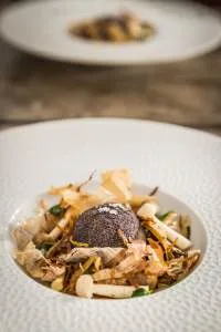 Le 49R — food