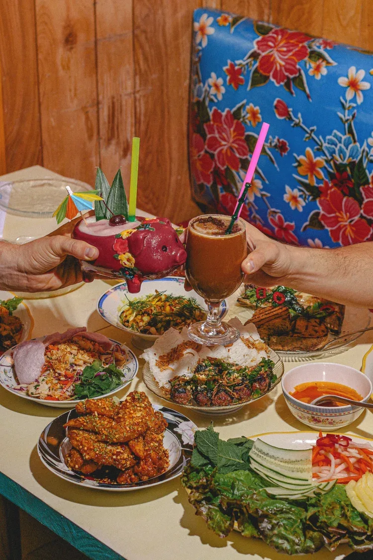 Tam Tam — food