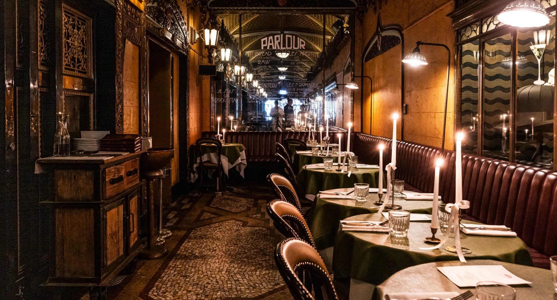 Parlour — photo 15