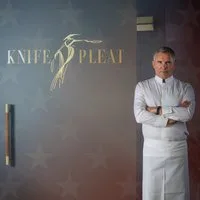 Knife Pleat — photo 5