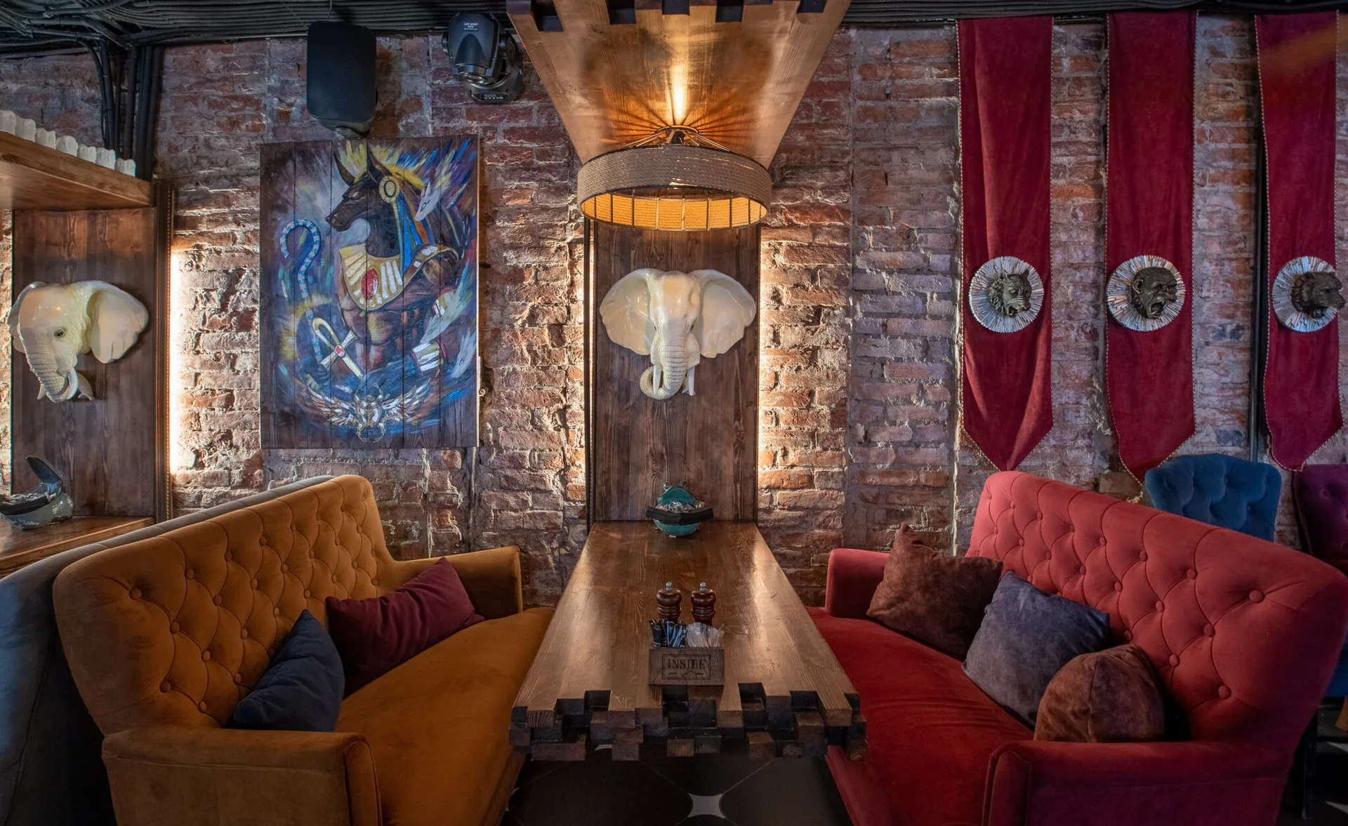 Restaurant Inside — photo 11