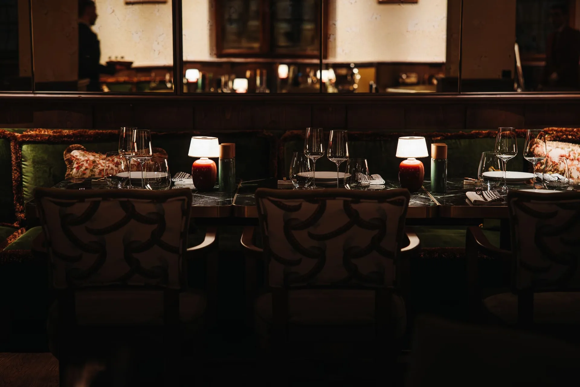 Beefbar Grace Hotel — atmosphere