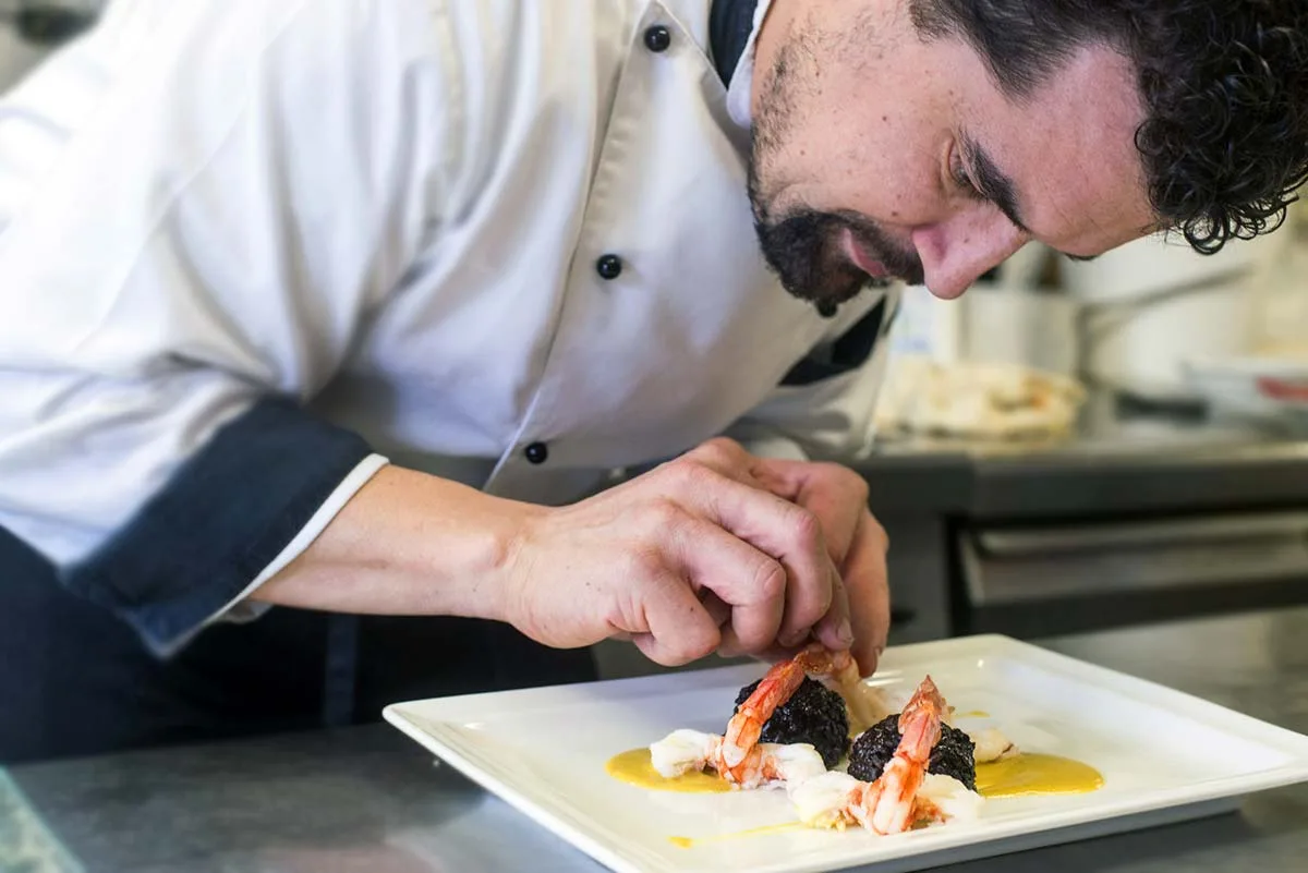 Al Camin — kitchen