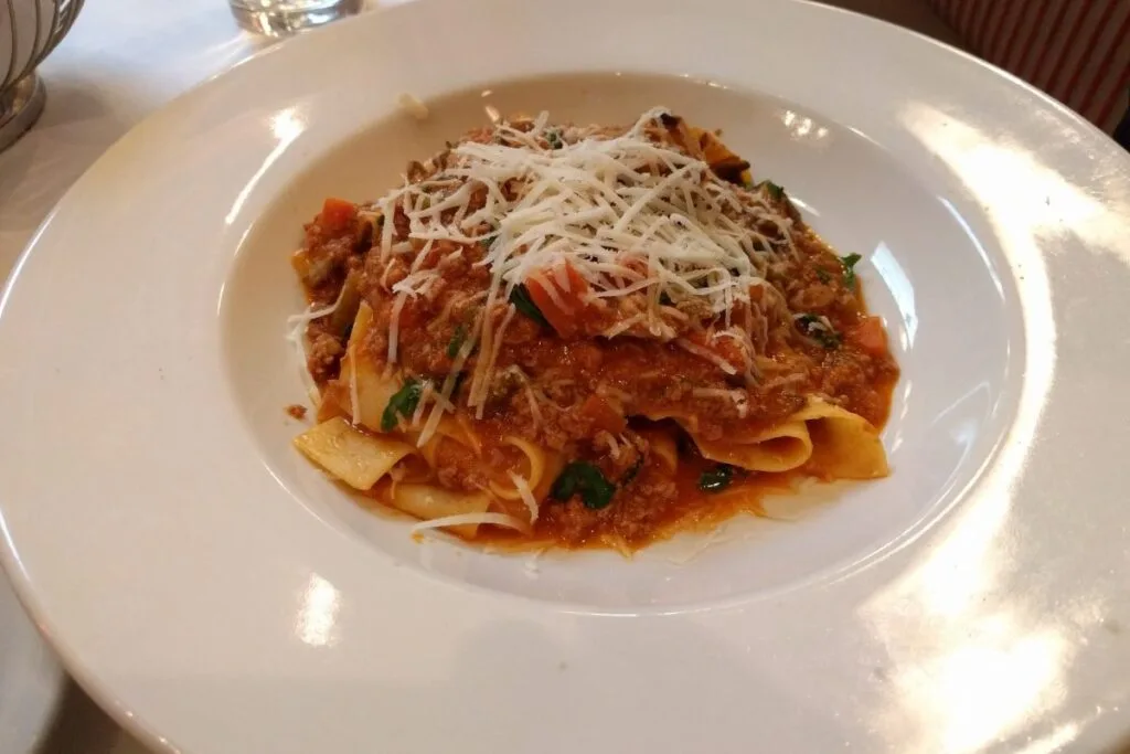 Café Tiramisu — photo 6