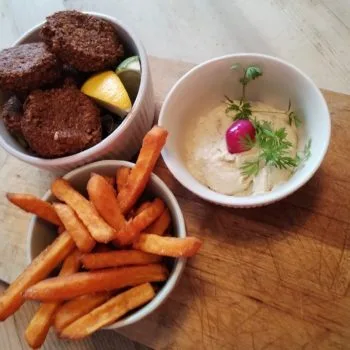Ürömi Hütte — food
