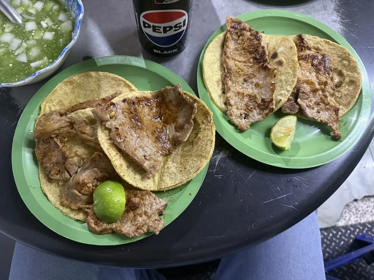 Taquería El Califa de León — photo 14