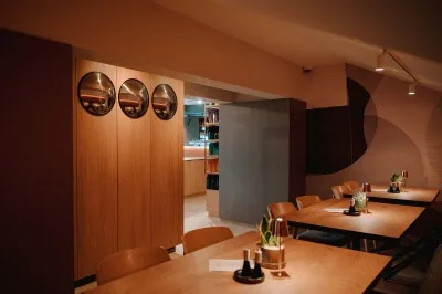 VOYAGE Cuisine & Café — atmosphere