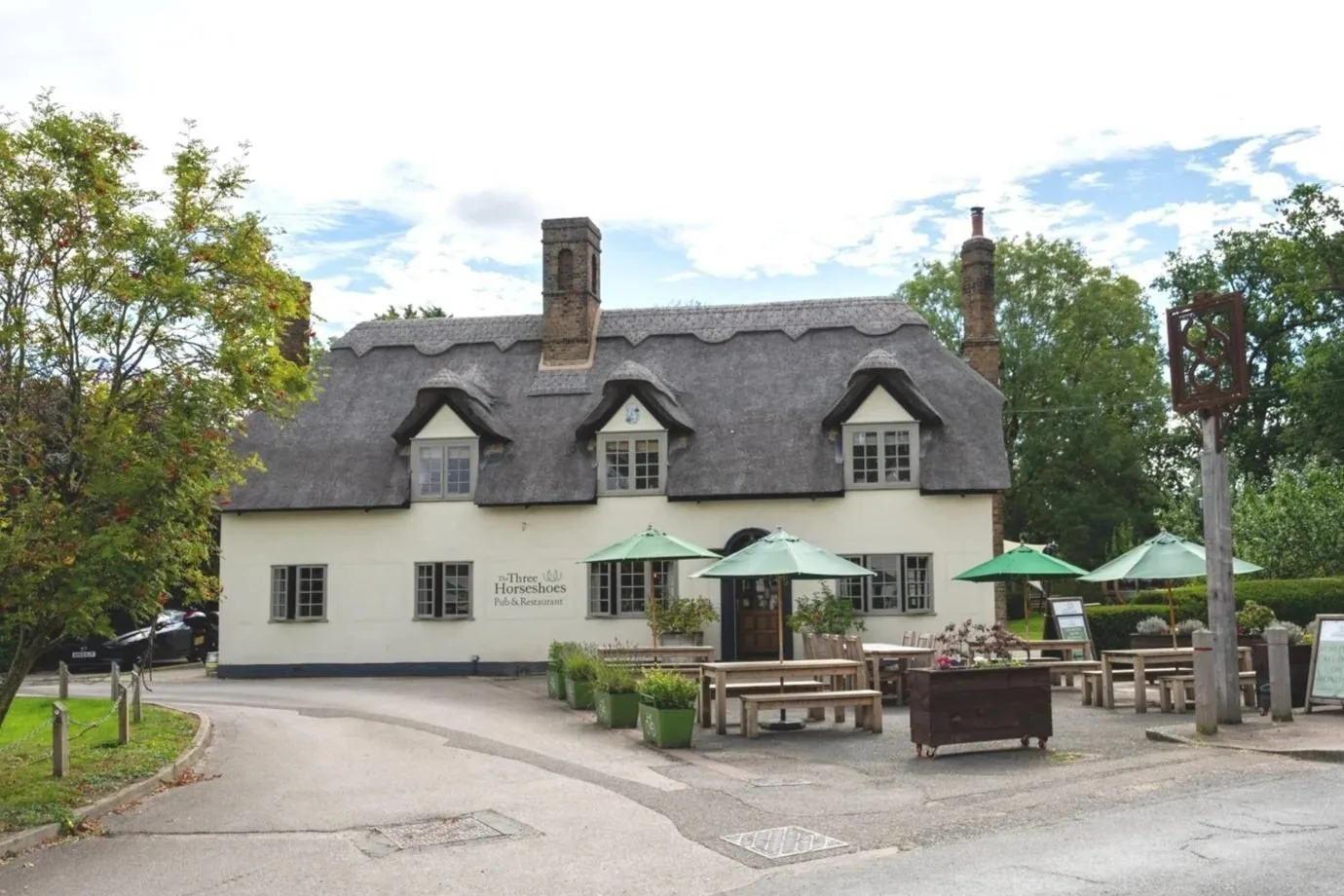 The Three Horseshoes — photo 22