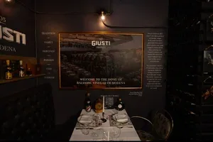 Lucciola Italian Restaurant — photo 5