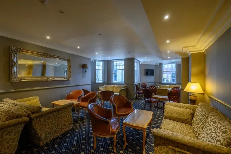 The Royalist Restaurant — photo 6