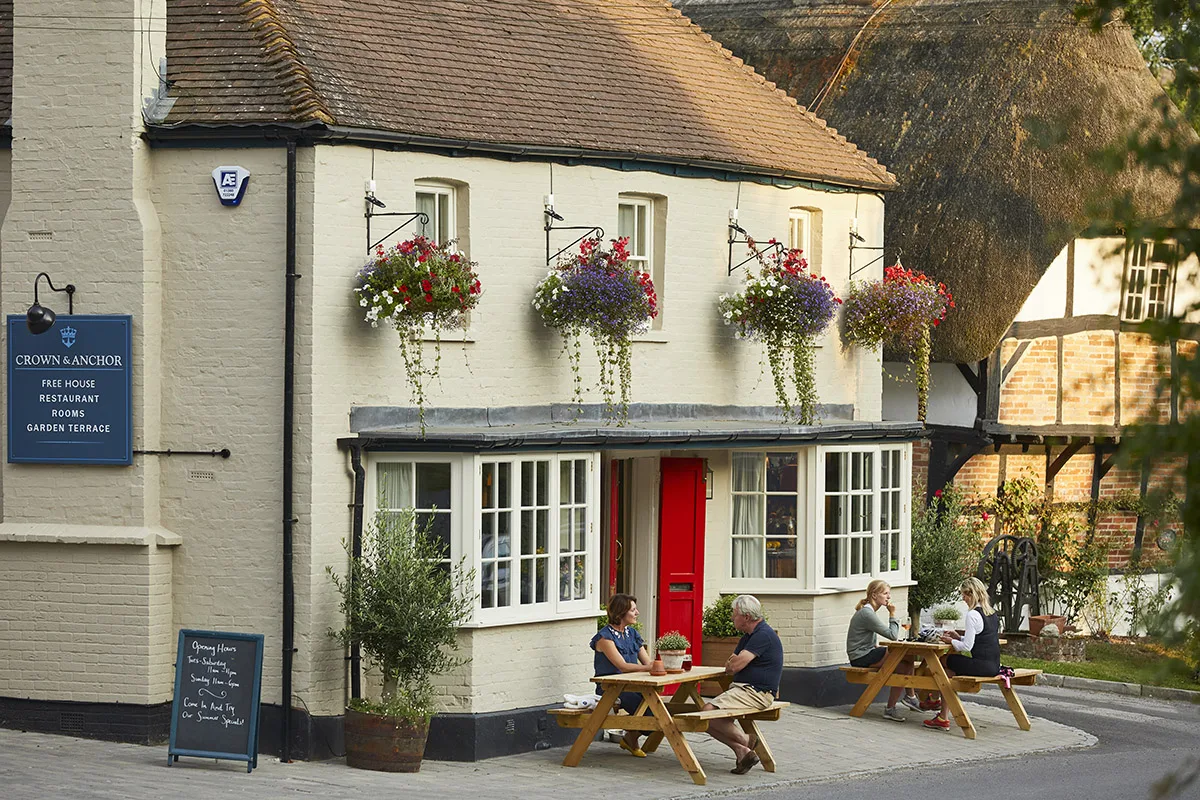 Crown and Anchor — photo 34
