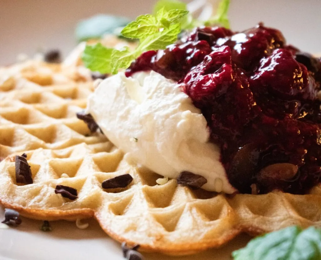 Fågelboet — food