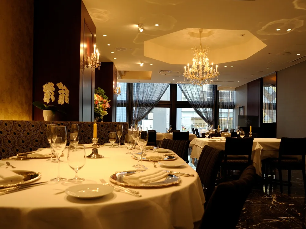 GINZA HABSBURG VEILCHEN — photo 11