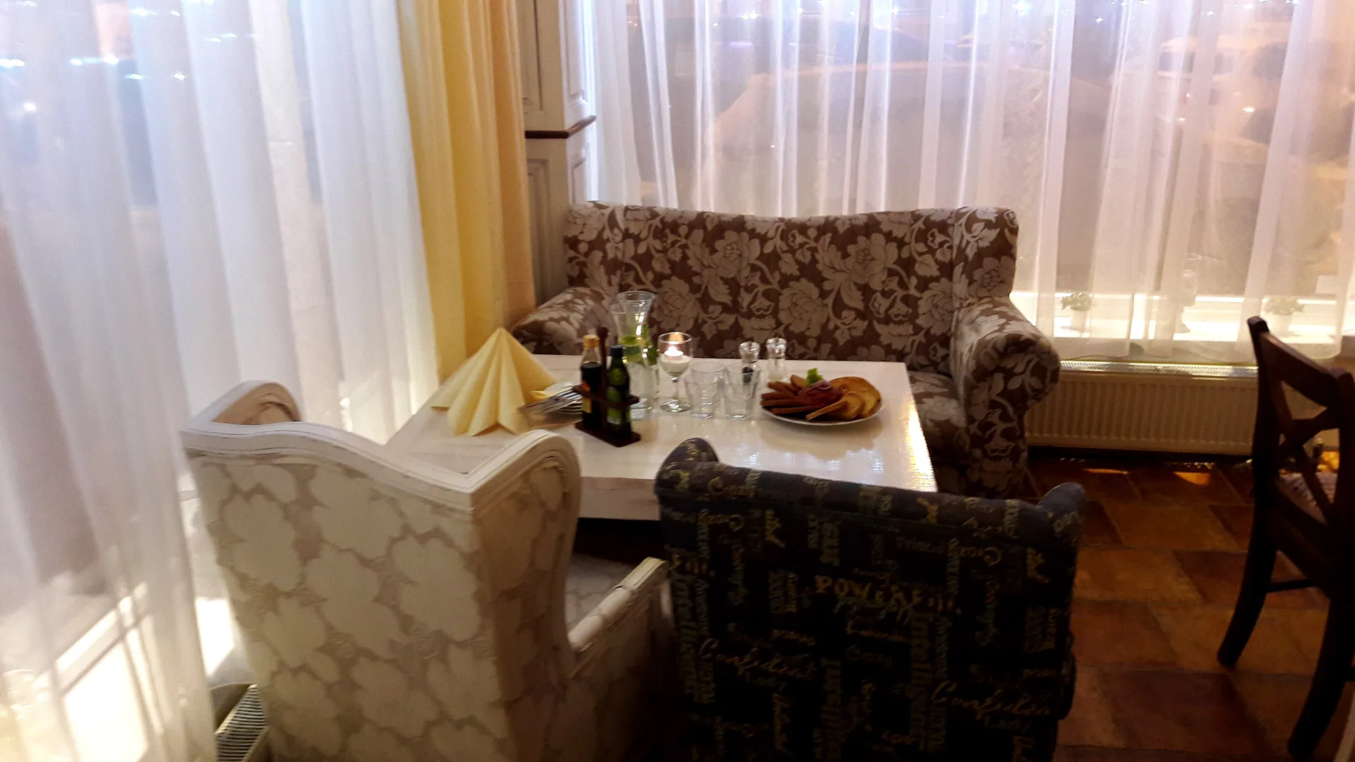 BISTRO BLANC — photo 19