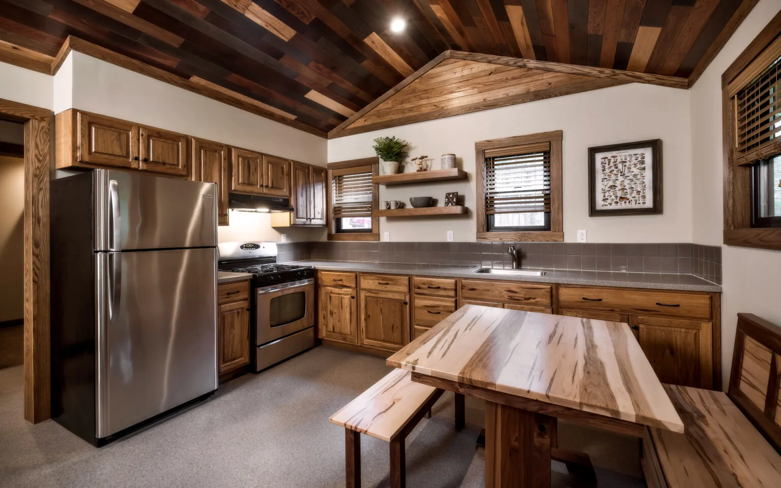 Gateway Lodge, Clarion