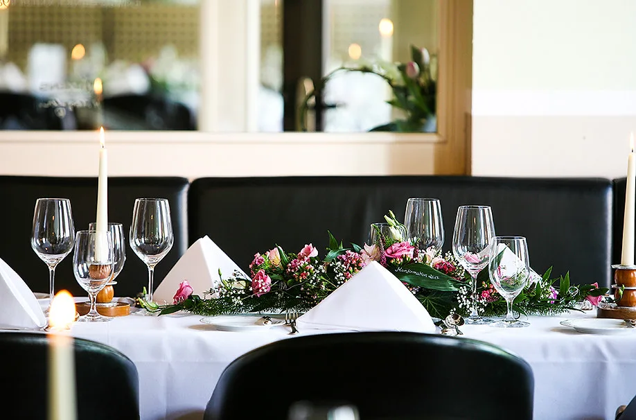 Pades Restaurant — atmosphere