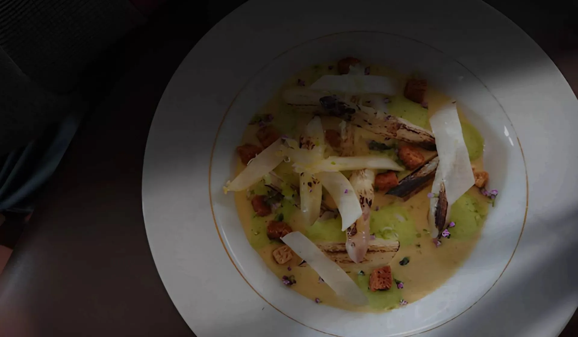 Chais Vivants — food