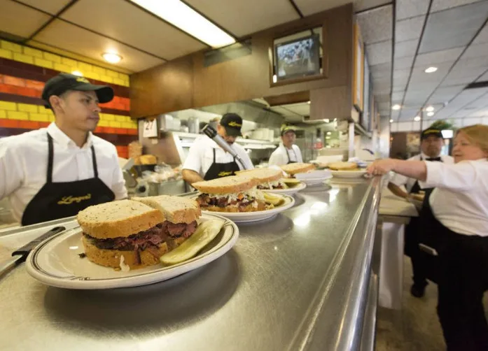 Langer's — kitchen