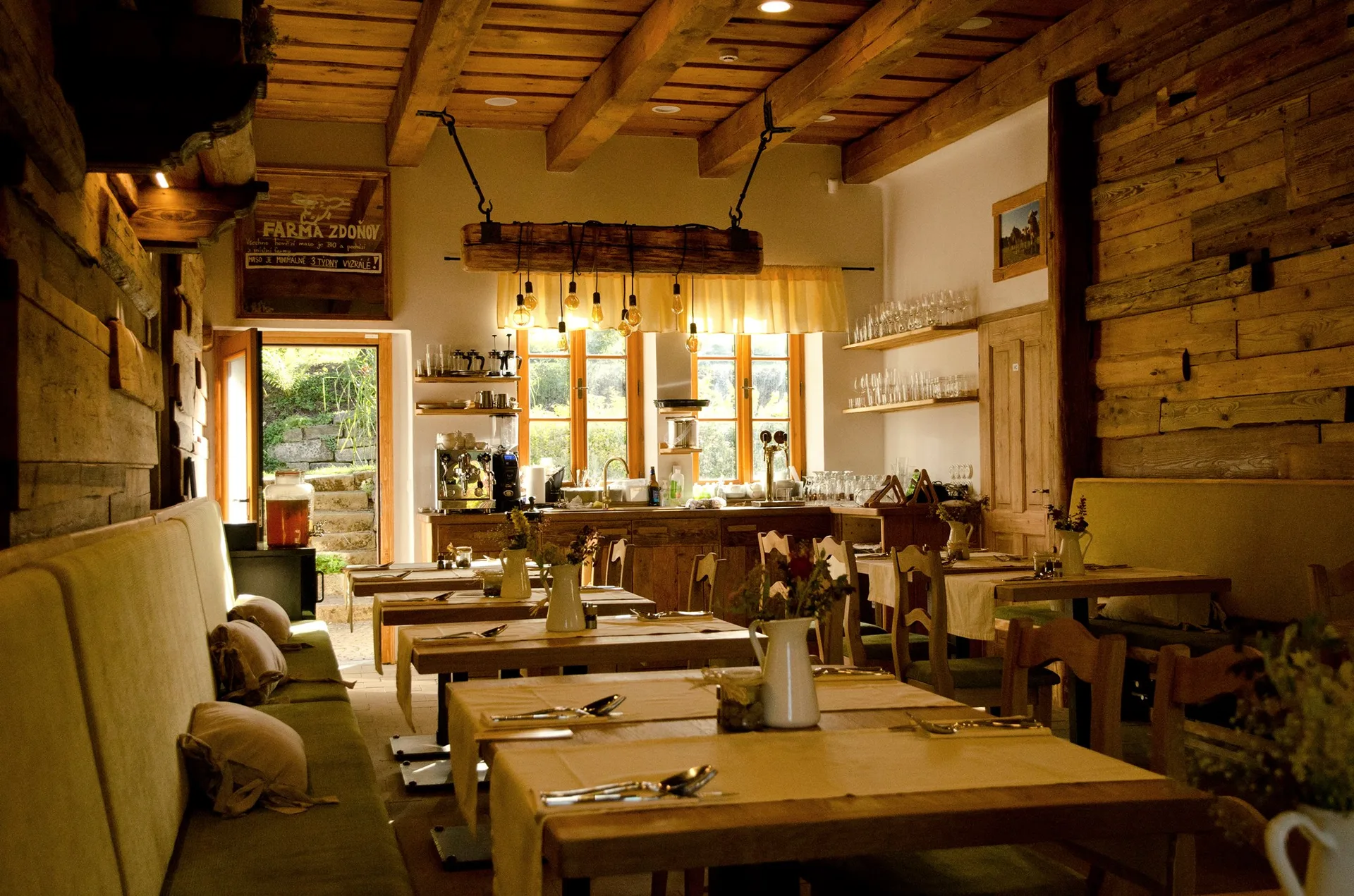 Restaurace Kovářova kobyla — photo 6