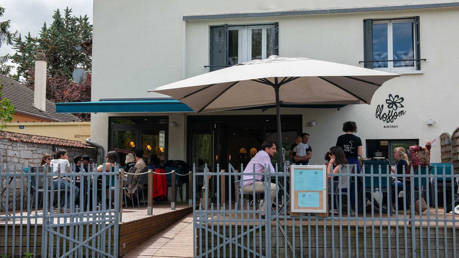 Blossom Bistrot — atmosphere