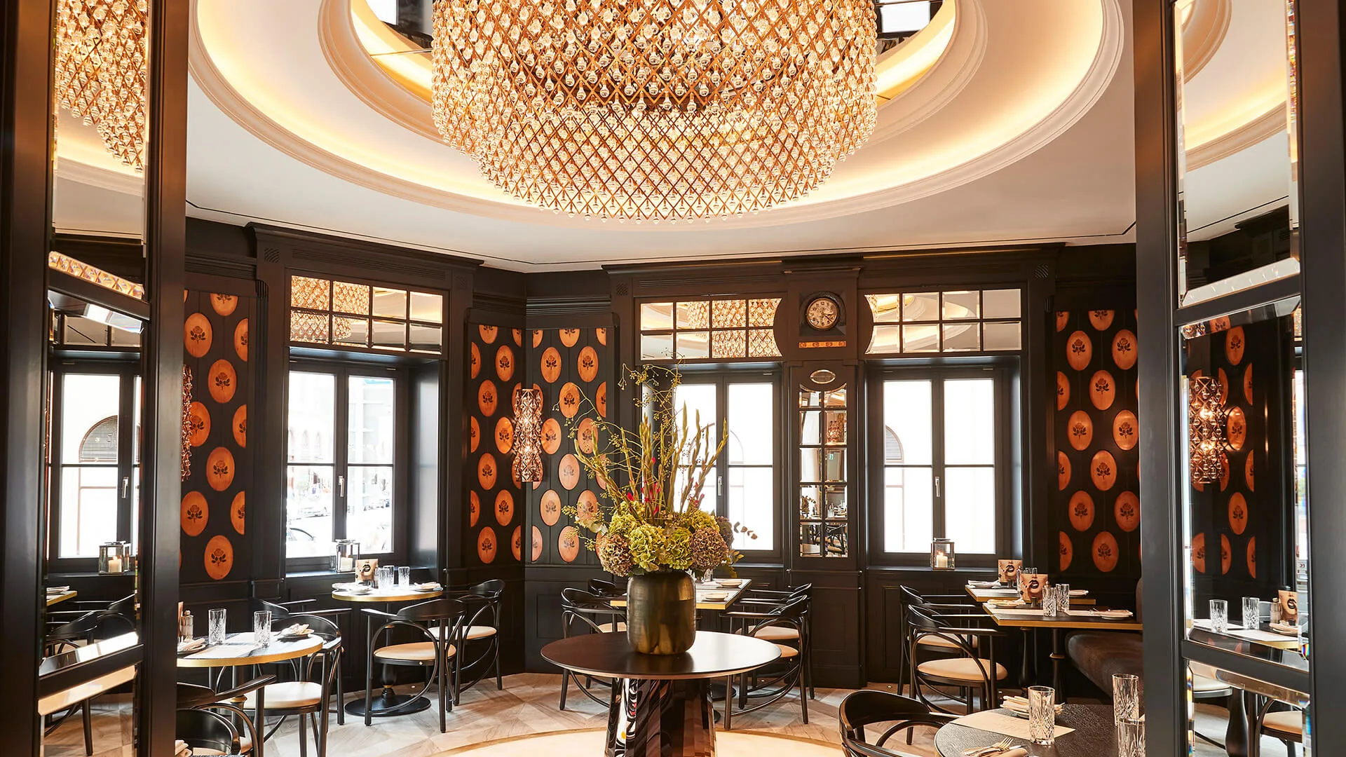 Schwarzreiter Restaurant — photo 8