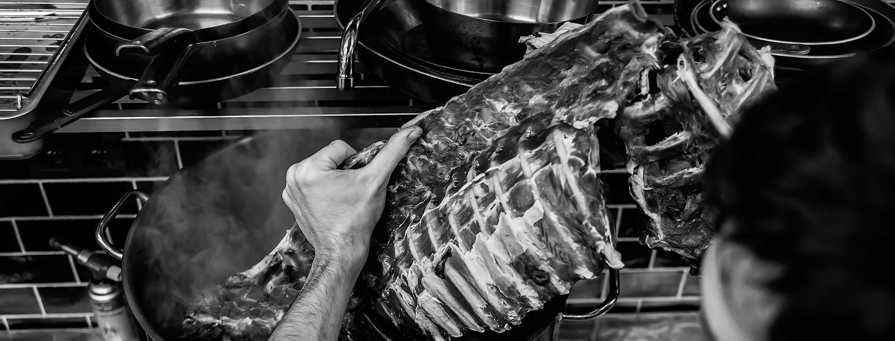 Brasserie Daefnis — kitchen