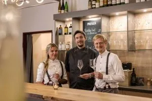 Heine’s Wine &amp; Dine — drink