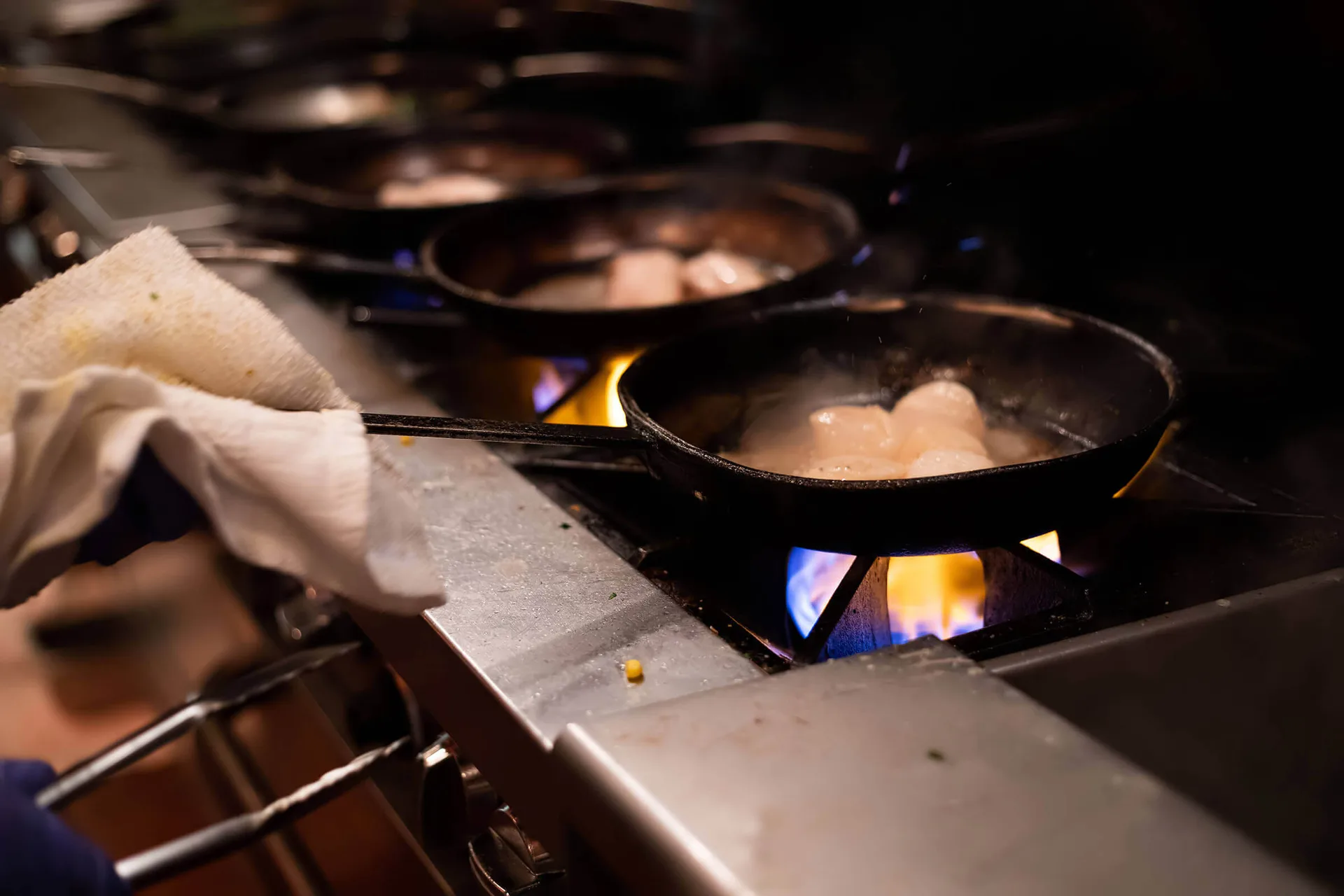 Chester's Chophouse & Wine Bar — kitchen