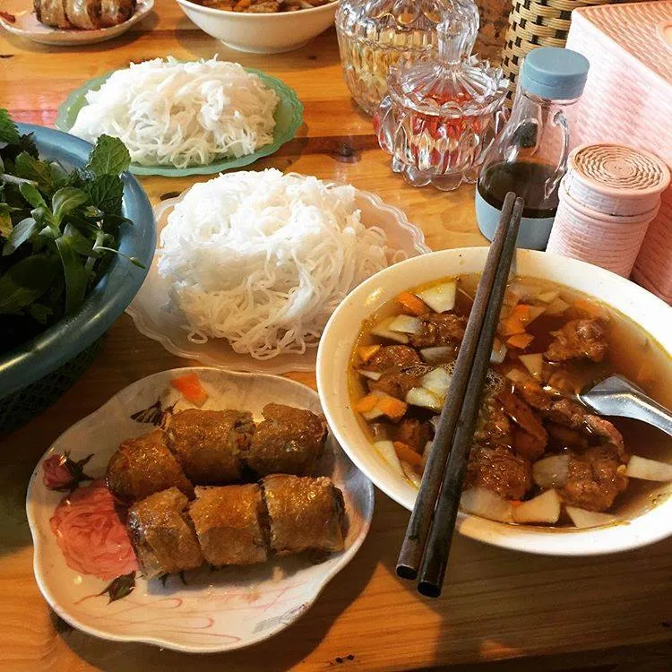 Bun Cha Ta (Nguyen Huu Huan Street) — photo 19