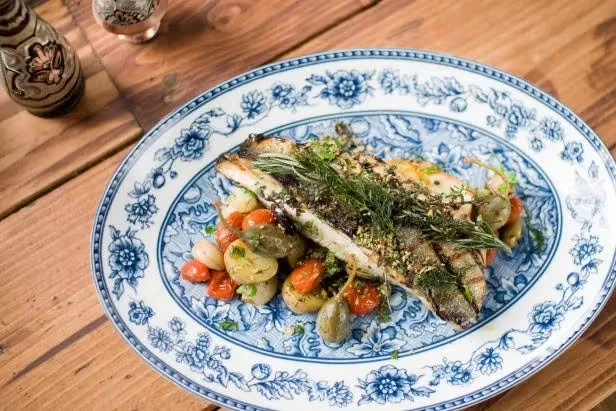 MP Taverna — food