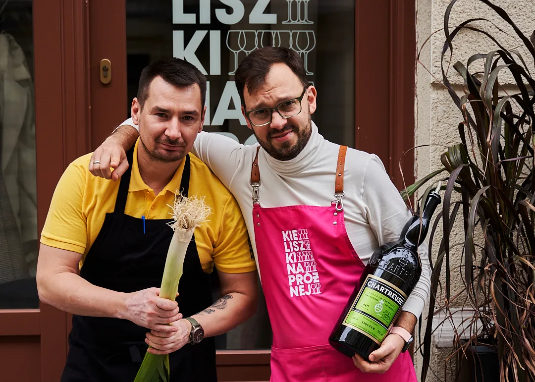 Kieliszki na Próżnej — kitchen