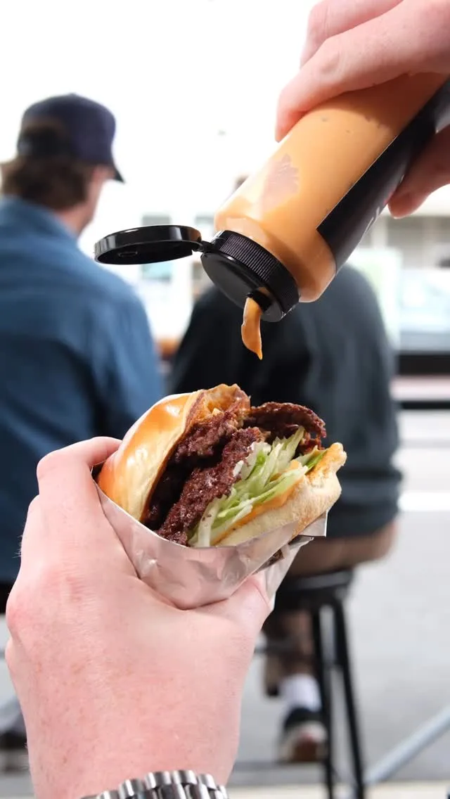 Tanner's Prime Burgers — kitchen
