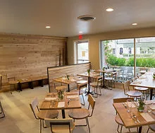 Bistro BT — atmosphere