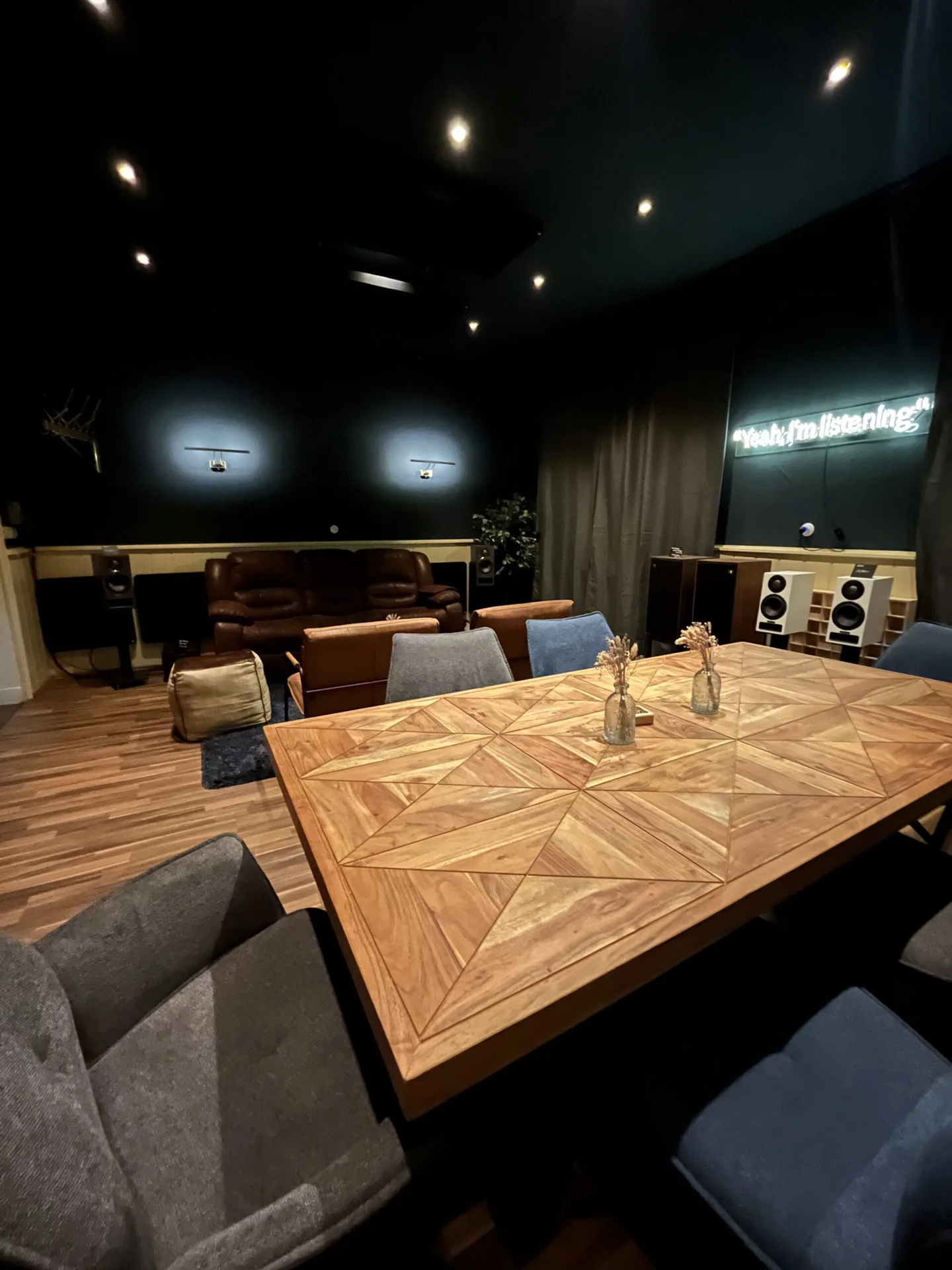 OWLs Bar &amp; Restaurant — photo 27