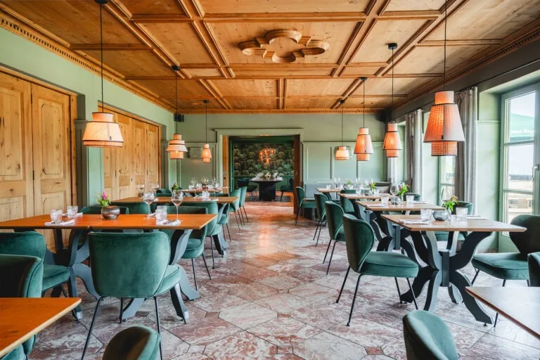 Restaurant im Berghotel Sonnenbichl — photo 25