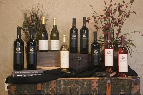 Echelon Wine Bar — photo 4