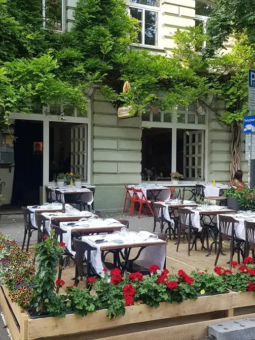 Restaurant Le Faubourg — atmosphere