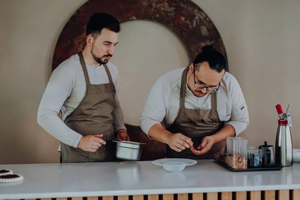 Restaurant Mohn — kitchen