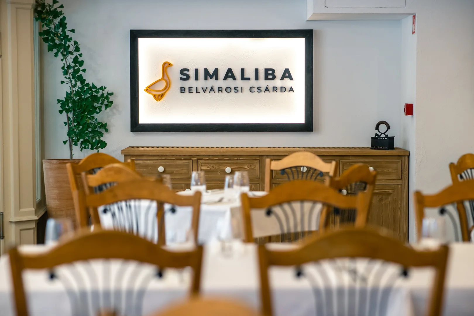 SIMALIBA Belvárosi Csárda — photo 41