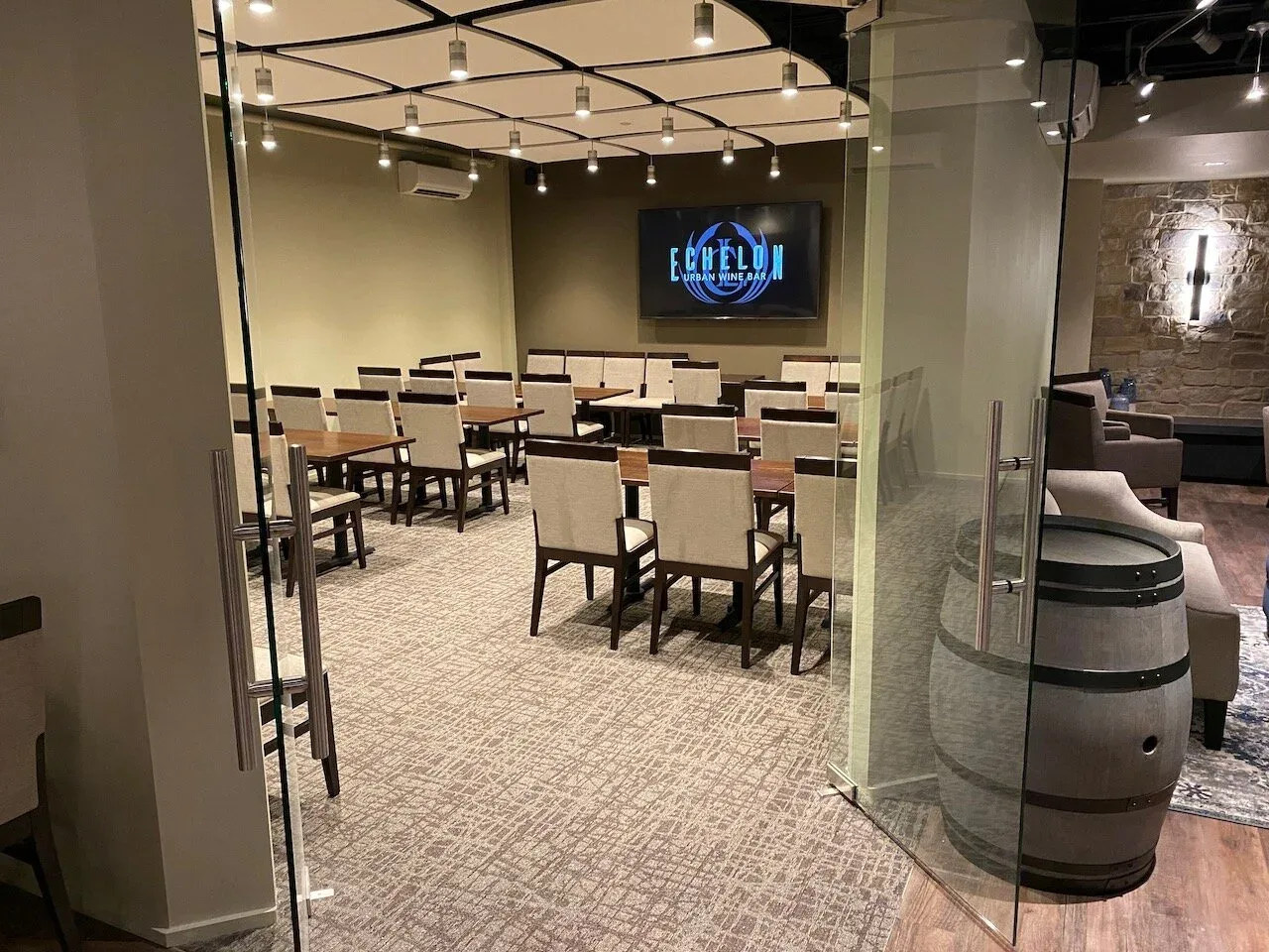 Echelon Wine Bar — photo 20