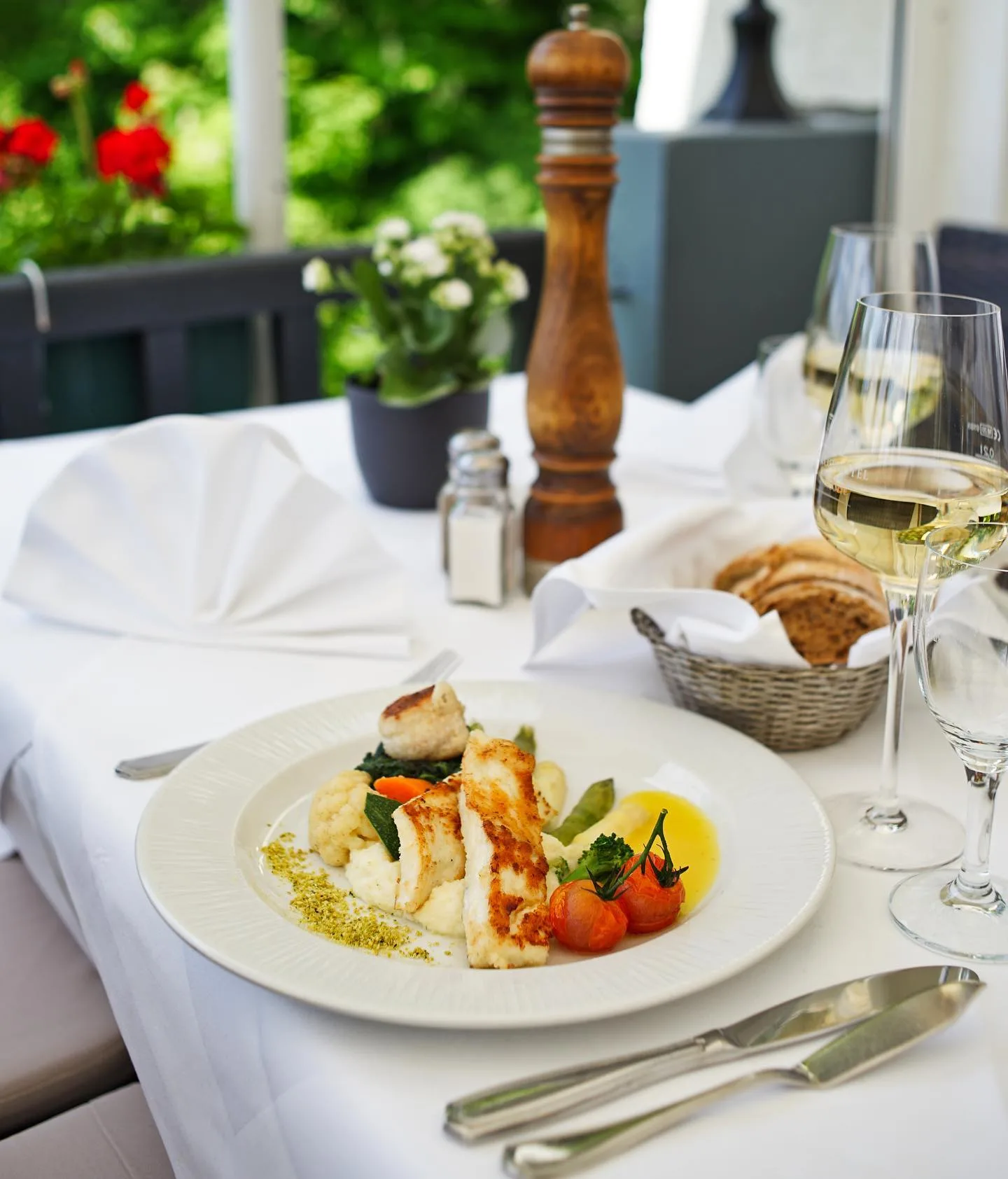 Schlosshotel Grünwald Ristorante — photo 19