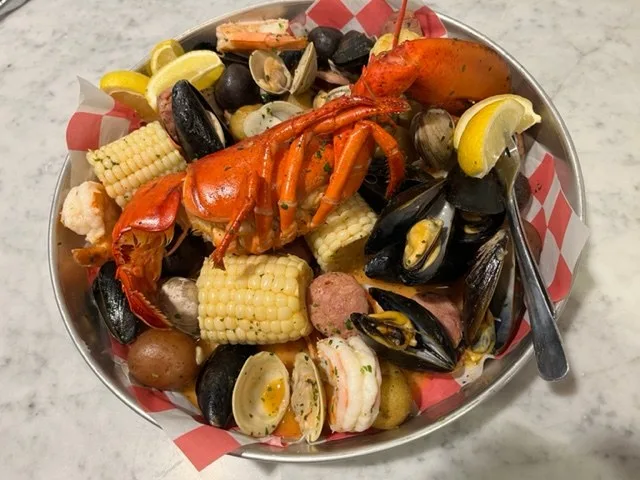 Hank’s Oyster Bar — photo 38