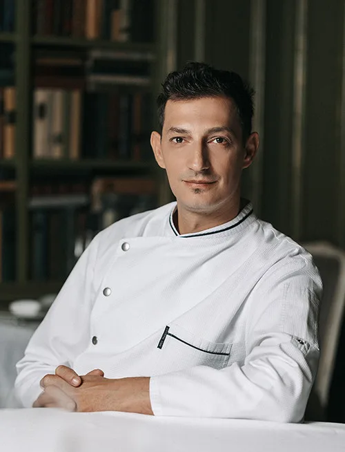 Butler, Moscow