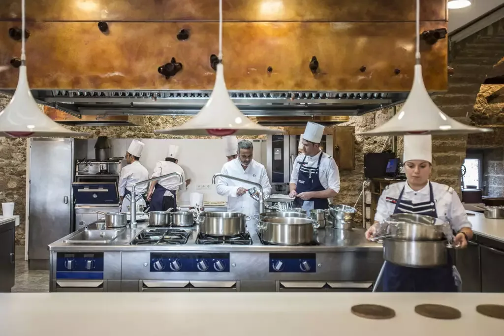 Aponiente — photo 7