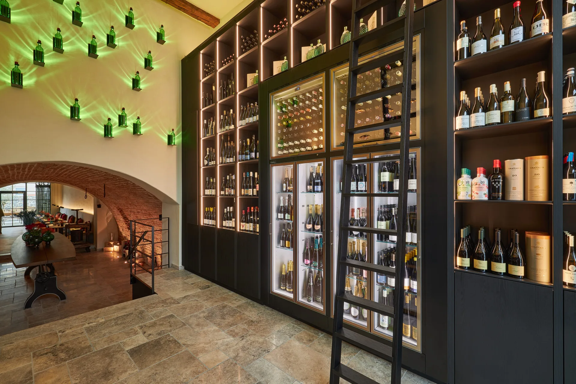 Lenis Wine &amp; Dine — photo 27