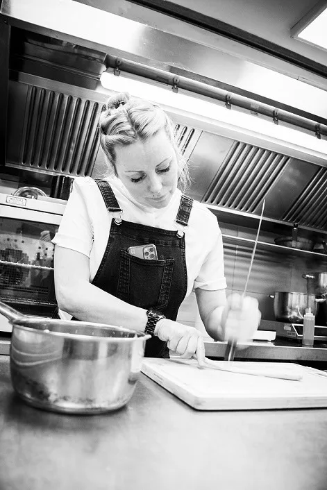 Myrtle Restaurant — kitchen