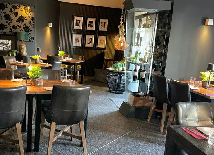 Restaurant Sonderbar — photo 28